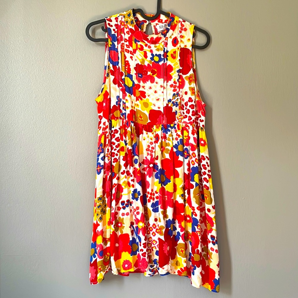 Bright colorful dress. Babydoll sleeveless. Size small.
